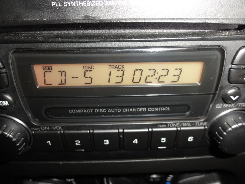 When the radio is turned on the word SYS should apper on the display. Wait a few seconds and then press the On-Off button to test the module.