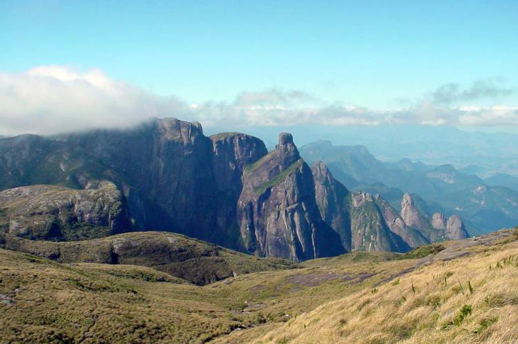 TRAVESSIA PETRÓPOLIS TERESÓPOLIS Com Guia - Serra Dos Órgãos