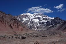 South Face and Glaciar (3900m)